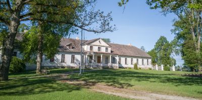 Balnkenfelde-manor-house